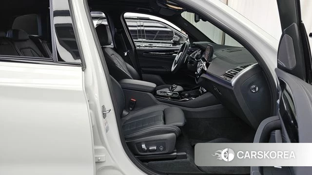 BMW X3 (G01) 2023 Белый из Кореи, фото 2