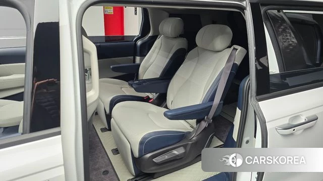 Kia The New Carnival 4th Generation 2025 Белый из Кореи, фото 2