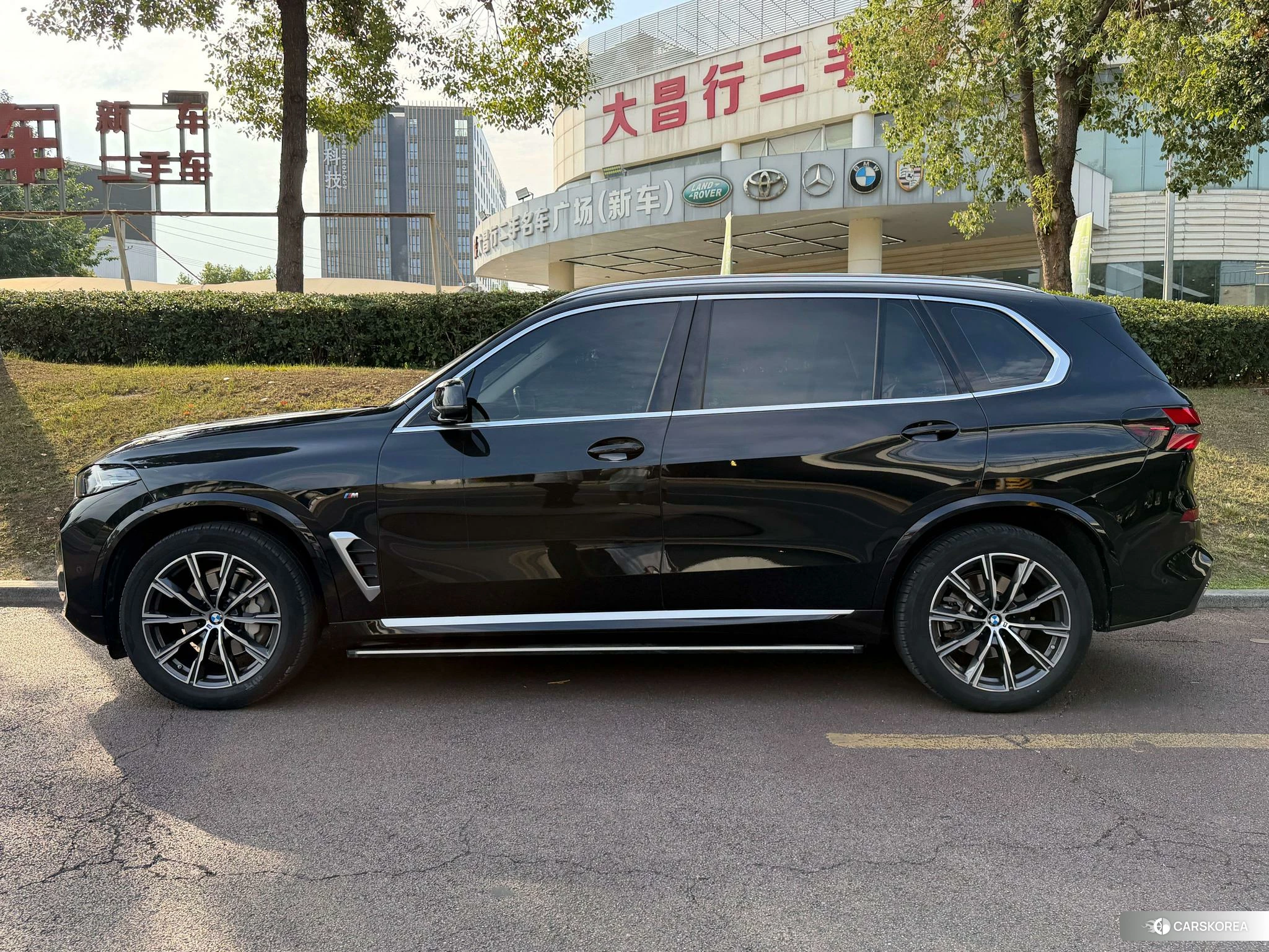 BMW X5 2023 Черный из Китая, фото 2