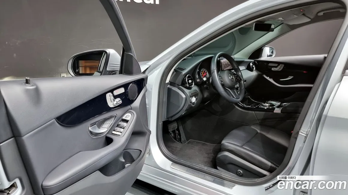 Mercedes-Benz C-Class W205 id 2055050 из Кореи 2