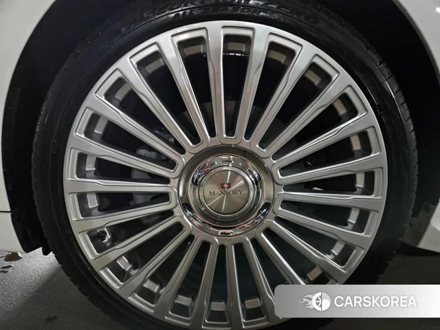 Kia Carnival 4th generation 2023 Белый из Кореи, фото 2