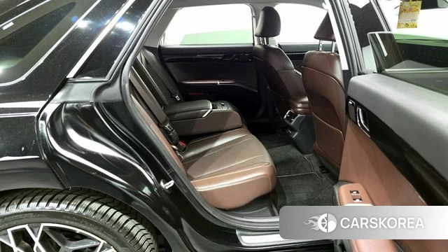 Hyundai Grandeur Hybrid (GN7) 2023 Черный из Кореи, фото 2