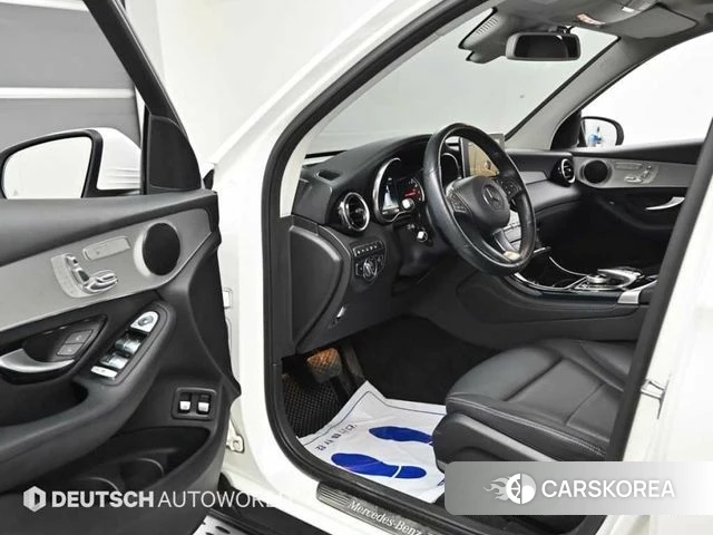 Mercedes-Benz GLC-Class X253 2018 Белый из Кореи, фото 2