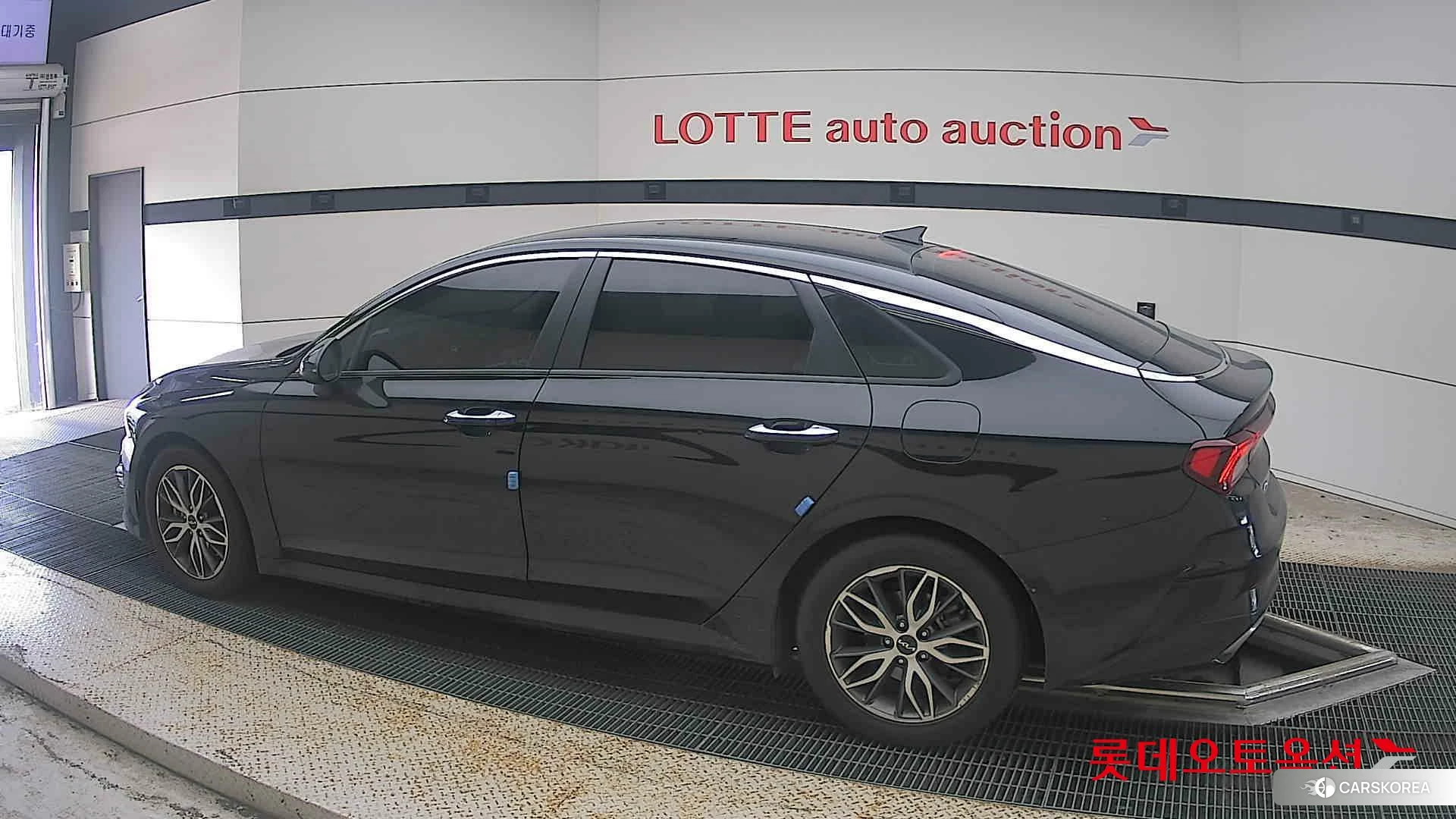 Kia K5 2022 Aurora Black Pearl из Кореи, фото 2