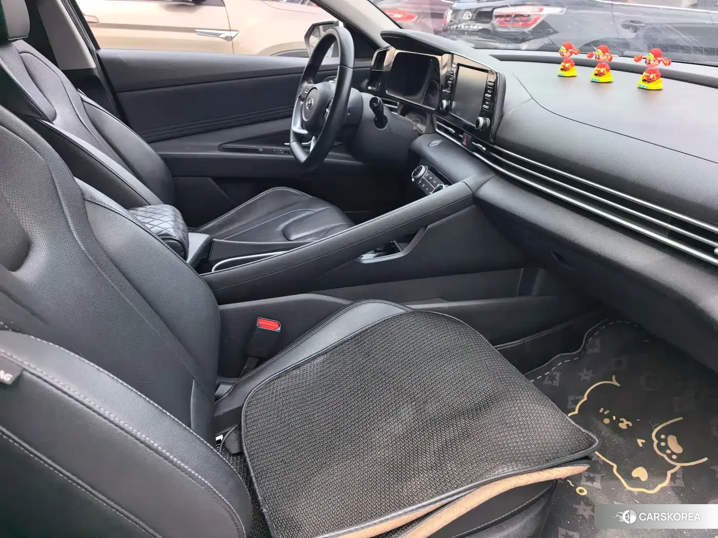 Hyundai Elantra 2023 Белый из Китая, фото 2