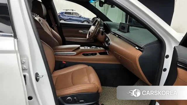 Genesis GV70 2021 Белый из Кореи, фото 2