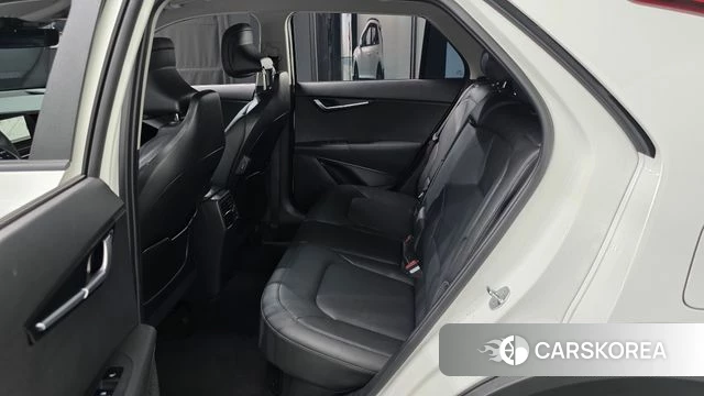 Kia Di Ol Nu Niro 2025 Белый из Кореи, фото 2