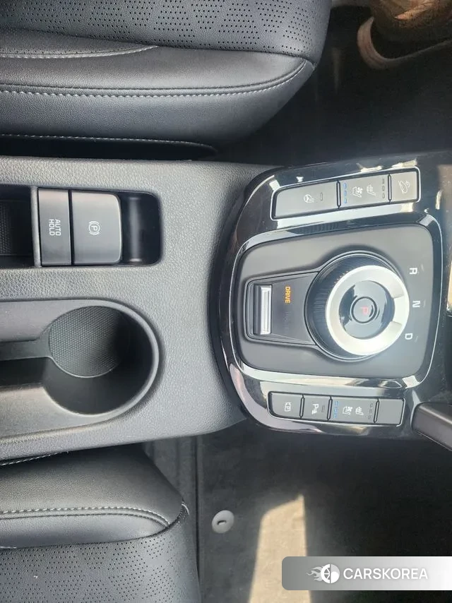 Kia The New Seltos 2023 Белый из Кореи, фото 2