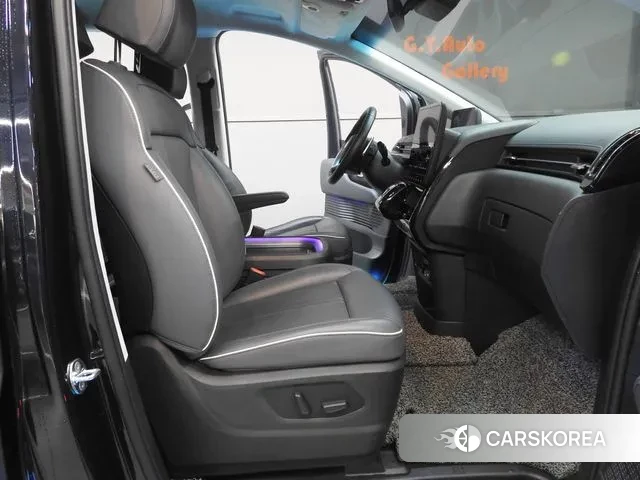 Hyundai Staria 2022 Синий из Кореи, фото 2