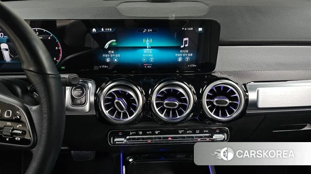 Mercedes-Benz GLB-Class X247 2021 Белый из Кореи, фото 2