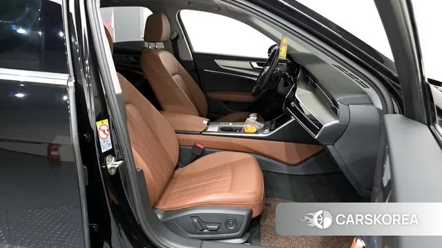 Audi A6 (C8) 2021 Черный из Кореи, фото 2