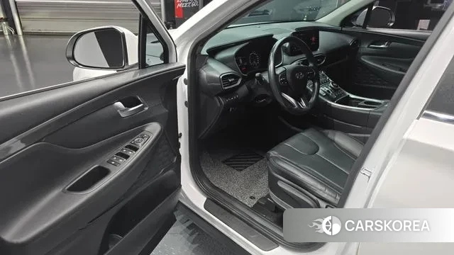 Hyundai The New Santa Fe 2022 Белый из Кореи, фото 2