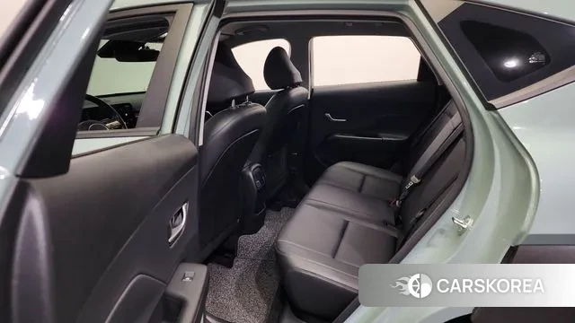 Hyundai Kona (SX2) 2024 Цвет галактики из Кореи, фото 2