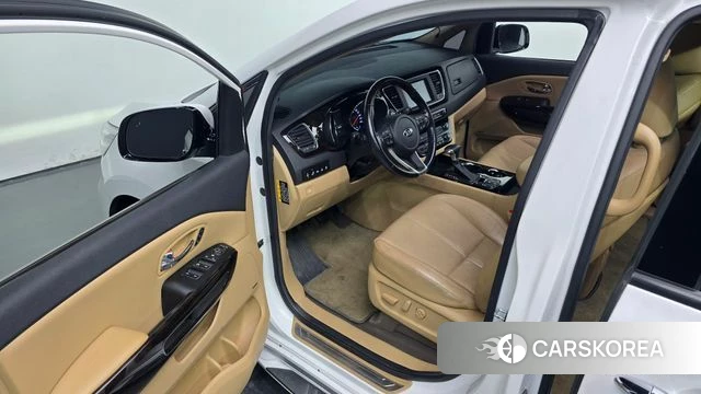 Kia The New Carnival 2019 Белый из Кореи, фото 2