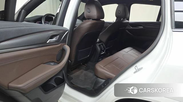 BMW X4 (G02) 2024 Белый из Кореи, фото 2