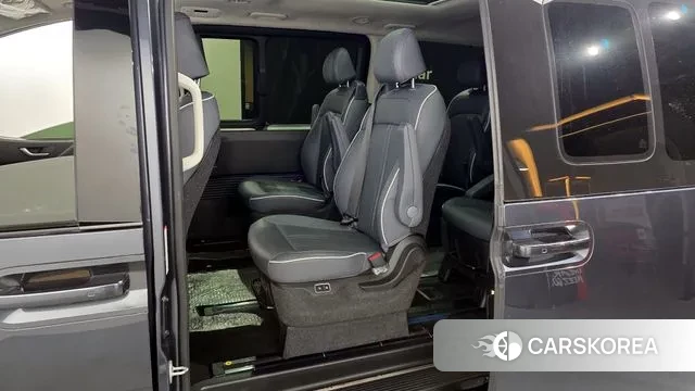 Hyundai Staria 2022 Серый из Кореи, фото 2