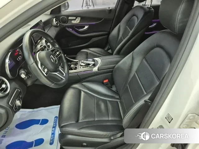 Mercedes-Benz C-Class W205 2019 Белый из Кореи, фото 2