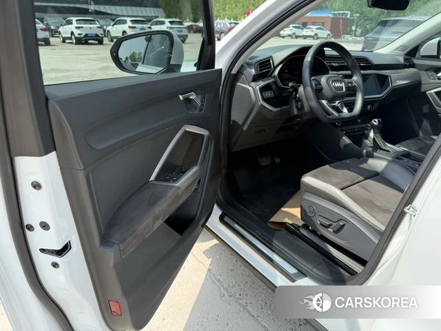 Audi Q3 2022 Белый из Китая, фото 2