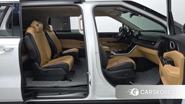 Kia Carnival 4th generation 2023 Белый из Кореи, фото 2