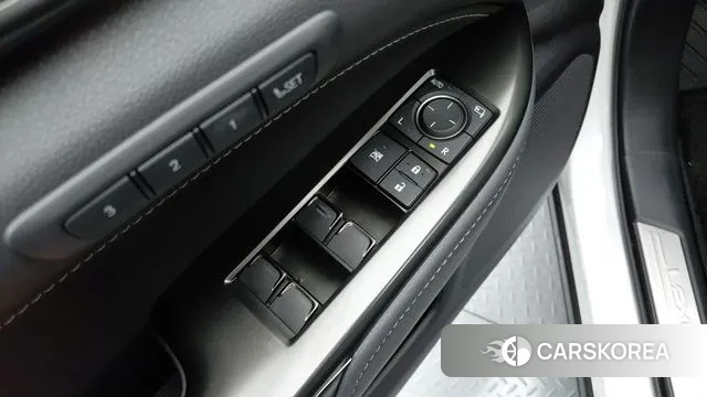 Lexus NX350h Second generation 2024 Белый из Кореи, фото 2