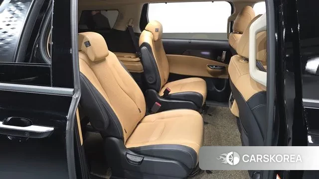 Kia Carnival 4th generation 2023 Черный из Кореи, фото 2