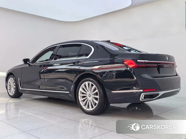 BMW 7 series 2021 Черный из Китая, фото 2
