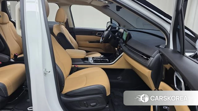 Kia Carnival 4th generation 2022 Белый из Кореи, фото 2