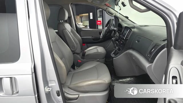 Hyundai The New Grand Starex 2018 Серый из Кореи, фото 2