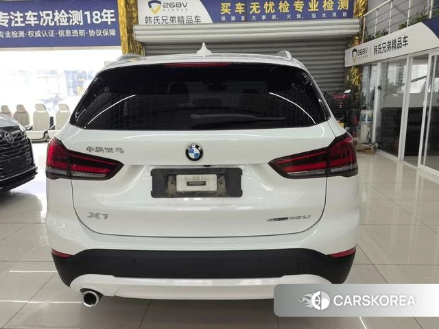 BMW X1 2021 Белый из Китая, фото 2