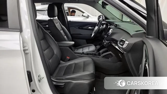 Chevrolet (GM Daewoo) Trailblazer 2021 Белый из Кореи, фото 2