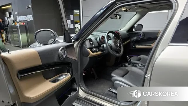 Mini Cooper D Countryman 2019 Серебристо-серый из Кореи, фото 2