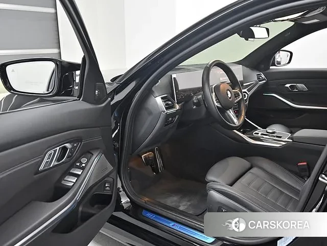 BMW 3 Series (G20) 2024 Черный из Кореи, фото 2