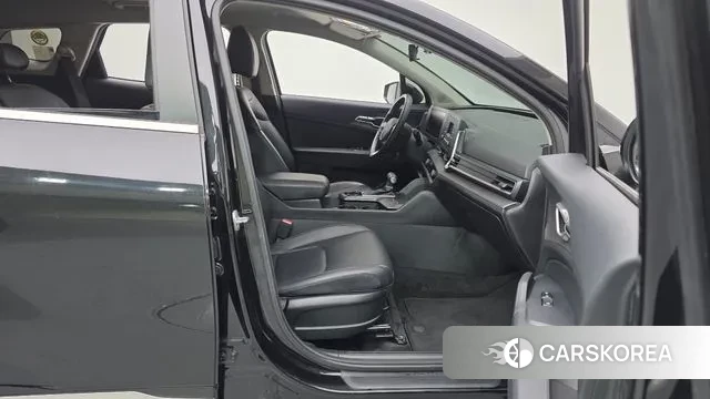 Kia Sportage 5th Generation 2021 Черный из Кореи, фото 2