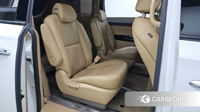 Kia The New Carnival 2018 Белый из Кореи, фото 2