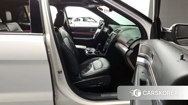 Ford Explorer 2019 Белый из Кореи, фото 2