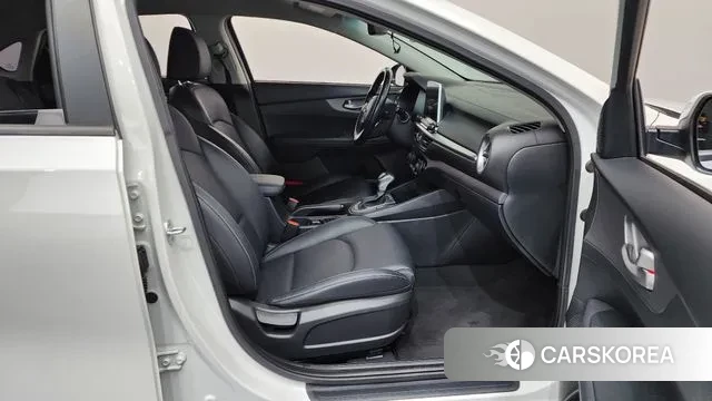 Kia Come New K3 2019 Белый из Кореи, фото 2