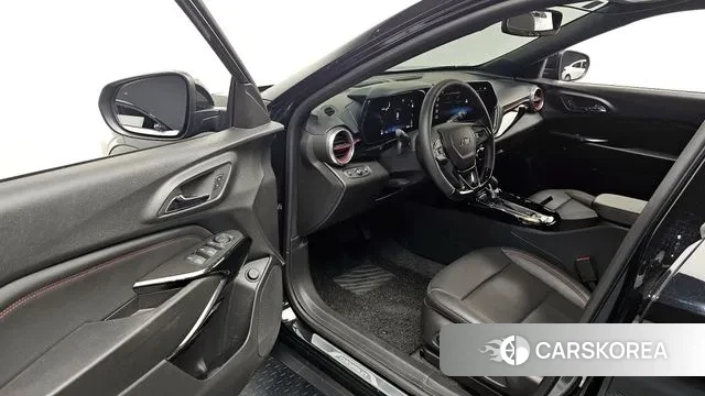 Chevrolet (GM Daewoo) Trax Crossover 2023 Черный из Кореи, фото 2