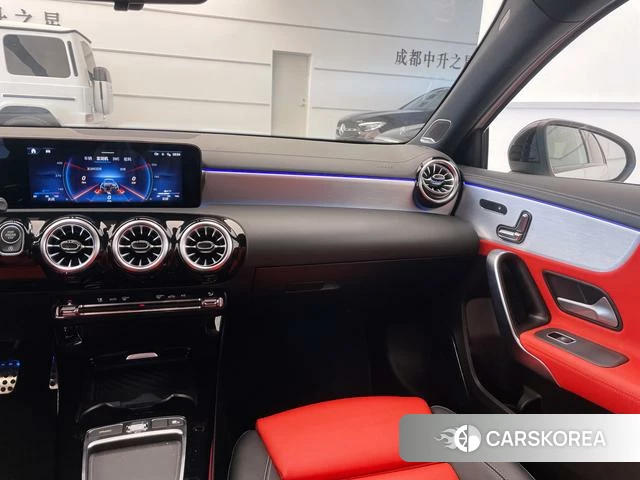 Mercedes-Benz Class A AMG 2025 Белый из Китая, фото 2