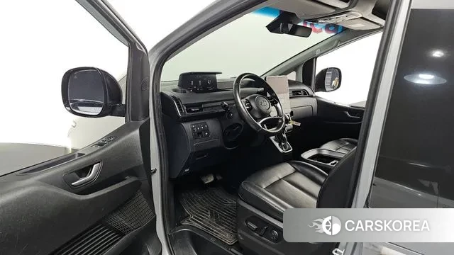 Hyundai Staria 2021 Серебряный из Кореи, фото 2