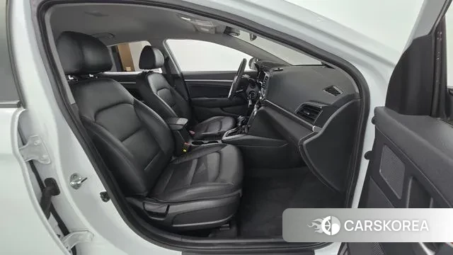 Hyundai The New Avante AD 2019 Белый из Кореи, фото 2