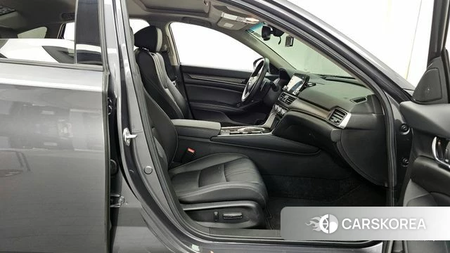 Honda Accord 10th Generation 2022 Серый из Кореи, фото 2