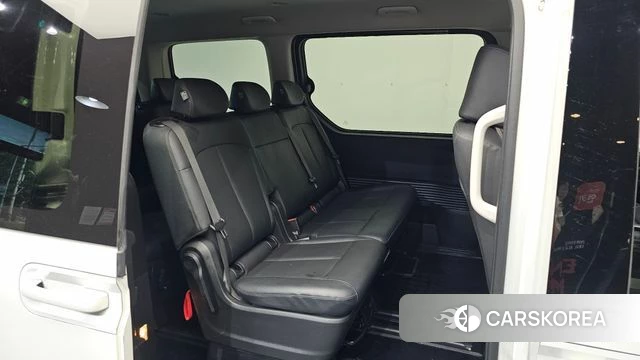 Hyundai Staria 2024 Белый из Кореи, фото 2