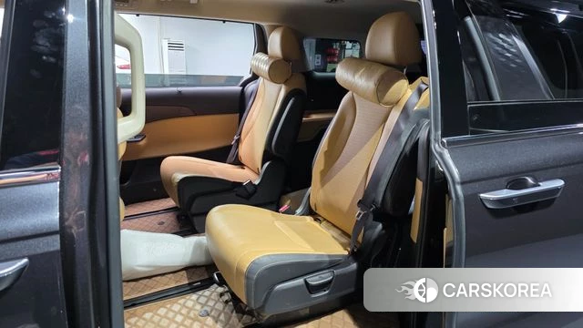 Kia Carnival 4th generation 2022 Черный из Кореи, фото 2