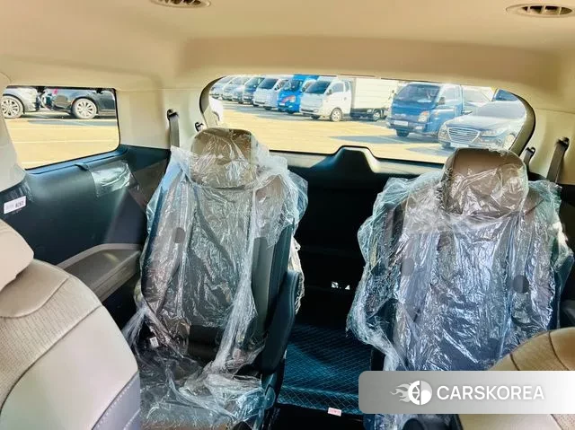 Kia The New Carnival 4th Generation 2025 Белый из Кореи, фото 2