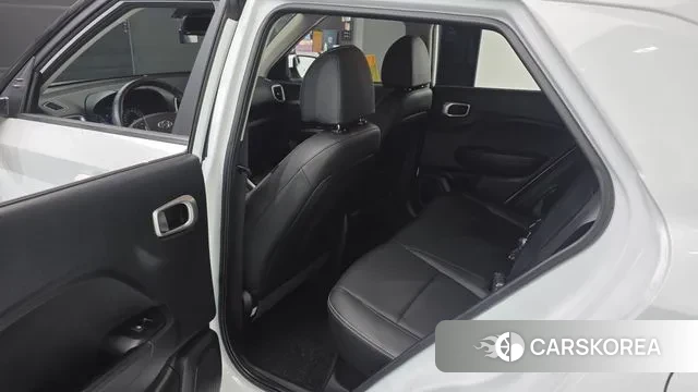 Hyundai Venue 2021 Белый из Кореи, фото 2