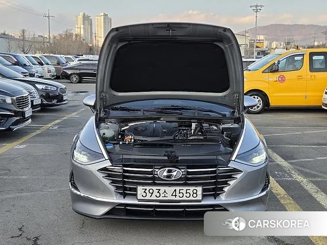 Hyundai Sonata (DN8) 2019 Серебристо-серый из Кореи, фото 2