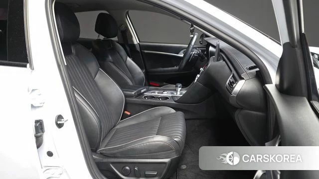 Genesis G70 2018 Белый из Кореи, фото 2