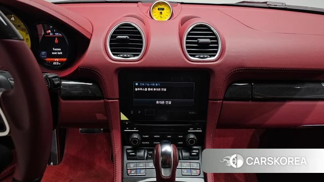 Porsche 718 Cayman 2019 Белый из Кореи, фото 2