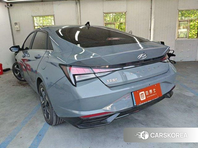 Hyundai Elantra 2023 Темно-серый из Китая, фото 2