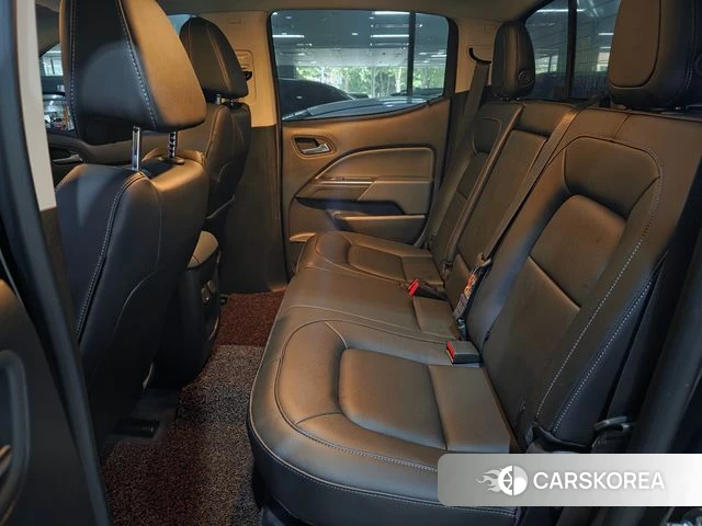 Chevrolet (GM Daewoo) Real New Colorado 2022 Черный из Кореи, фото 2